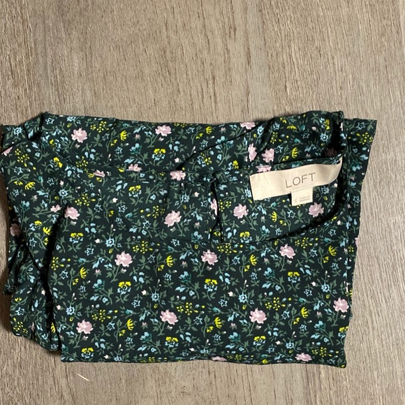 LOFT Ditsy Bloom Draped Sleeve Top - Picture 2 of 14